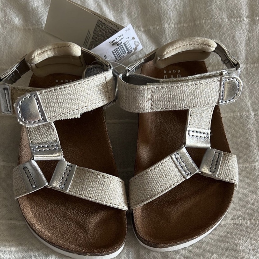 NWT Baby Gap sandals